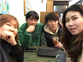 그림입니다.
원본 그림의 이름: 컨텐츠사업팀_사진.jpeg
원본 그림의 크기: 가로 960pixel, 세로 720pixel