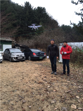 그림입니다.
원본 그림의 이름: KakaoTalk_20151130_110509393.jpg
원본 그림의 크기: 가로 720pixel, 세로 960pixel