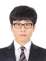 그림입니다.
원본 그림의 이름: 박현준.jpg
원본 그림의 크기: 가로 418pixel, 세로 543pixel
사진 찍은 날짜: 2011년 10월 19일 오후 9:16
프로그램 이름 : Adobe Photoshop 7.0